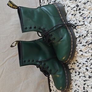Hunter Green Doc Martens size 7 us, 38 eu